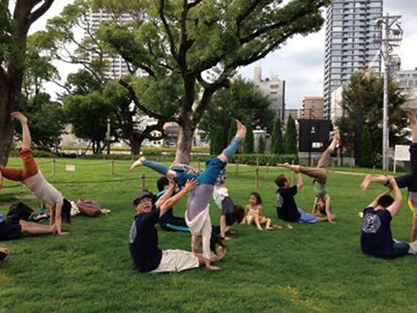 20140629-outdoor_yoga2.png